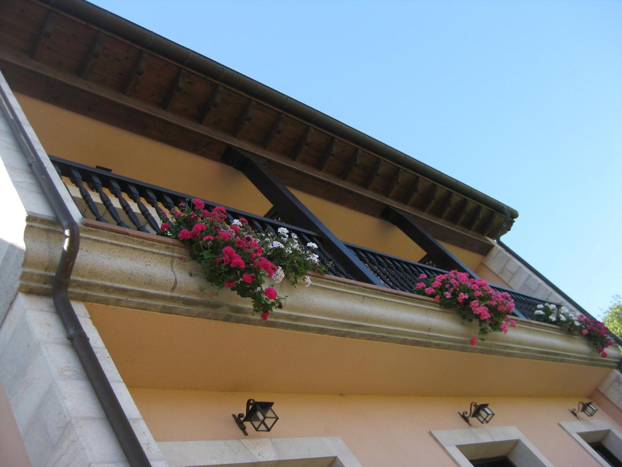 Hotel Rural El Texeu Parres de Llanes Exterior foto